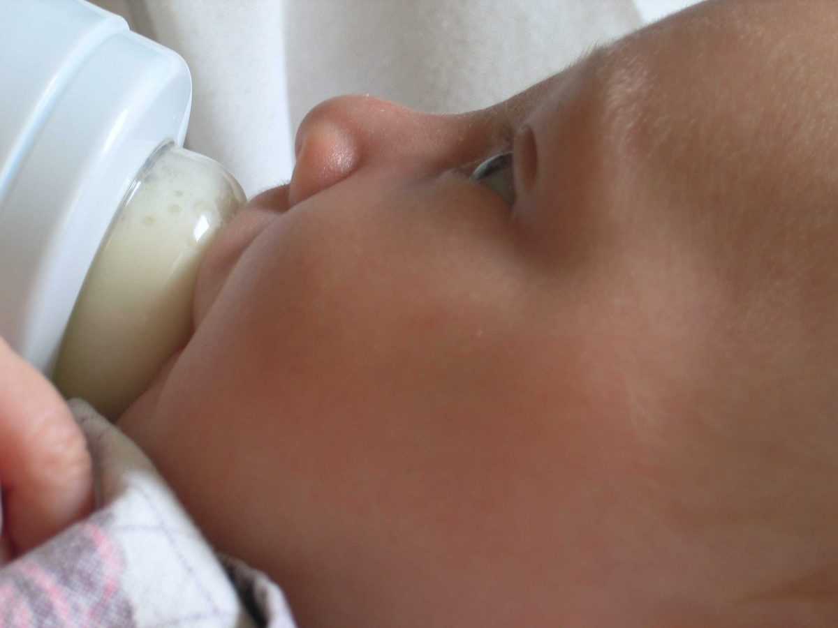 Are the NHS Discriminating Against Mothers Who Don’t Breastfeed? A Guest Post.