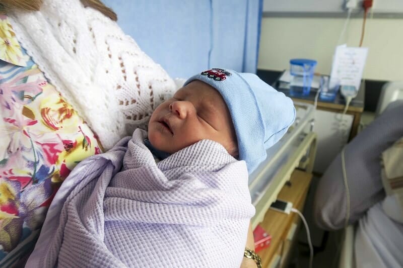 My Tips to Help Your Baby Sleep Safely #Ad