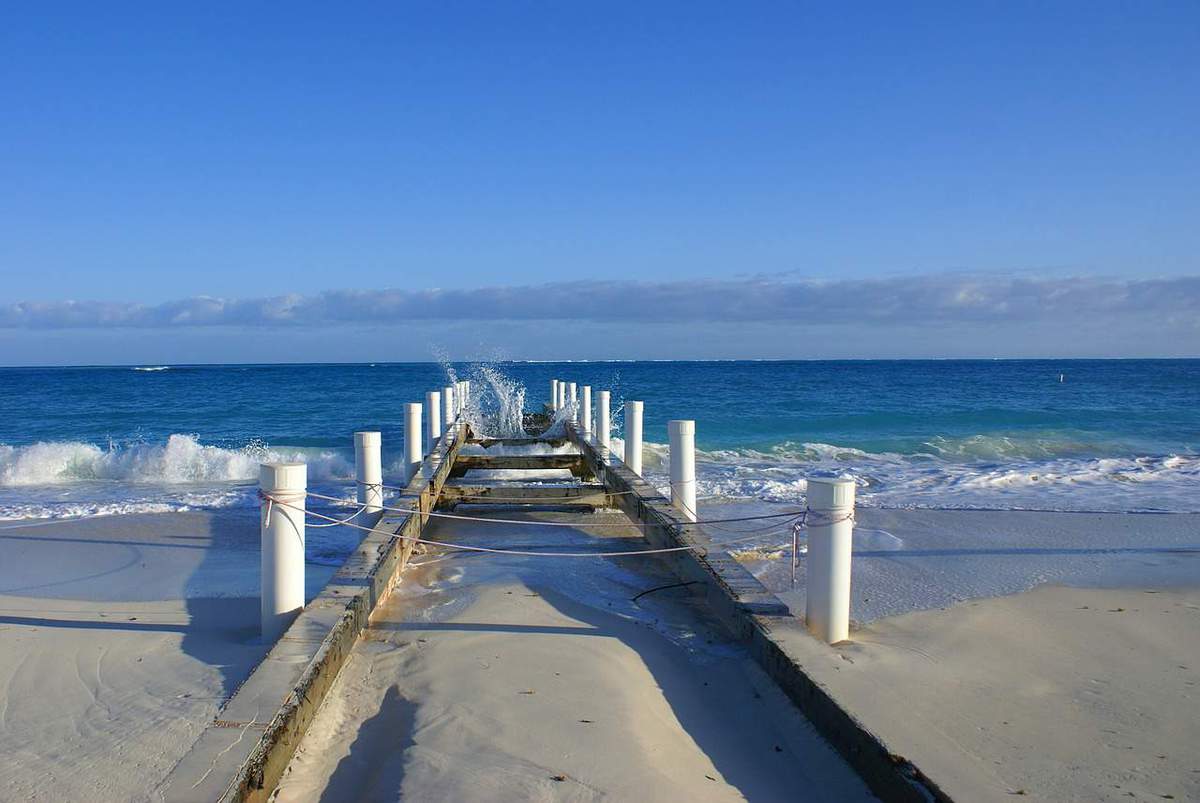 Travel Guide to Turks and Caicos