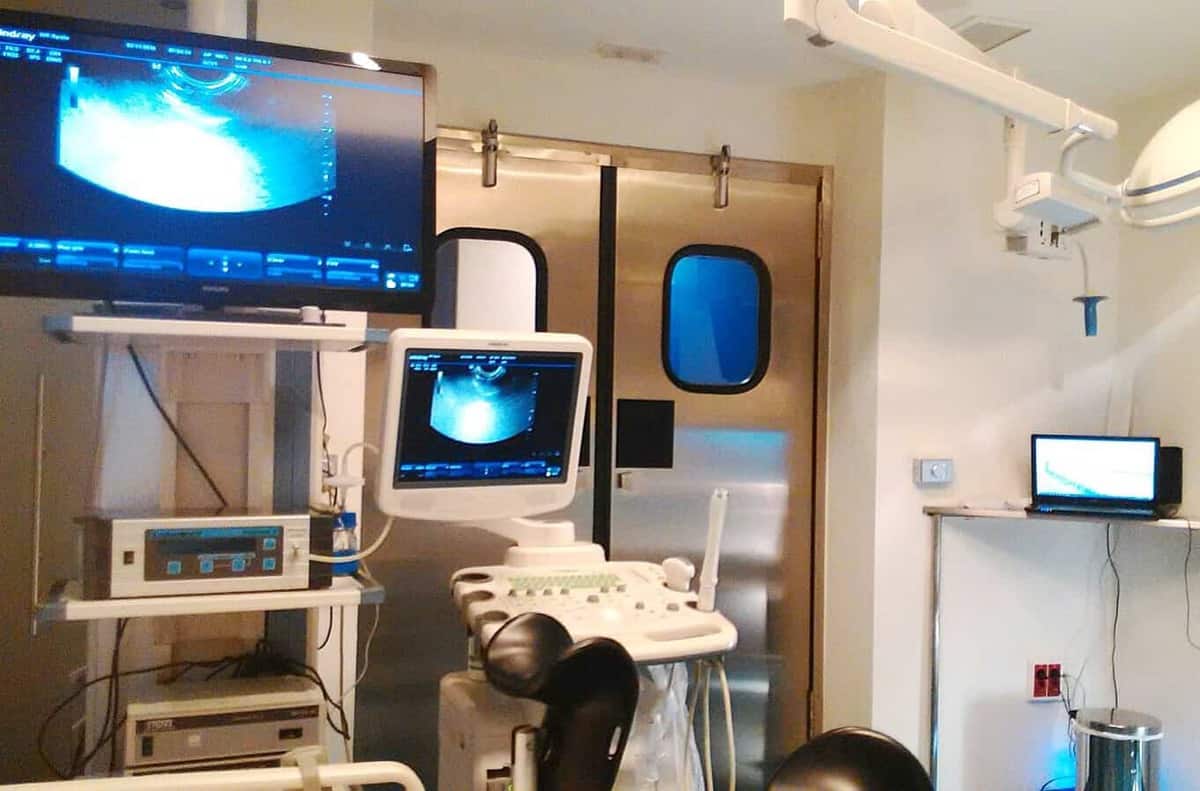 IVF Support from EggDonationFriends. Image of IVF Spain's embryo transfer room.