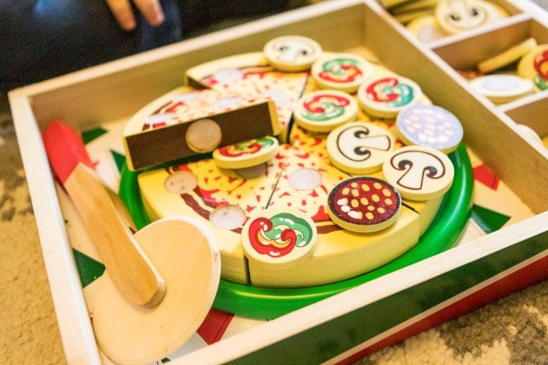 The Pizza Party Wooden Food set from Melissa and Doug