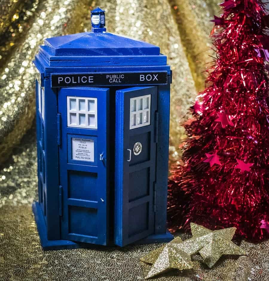 A useful Christmas gift for men is this Tardis Desk Tidy