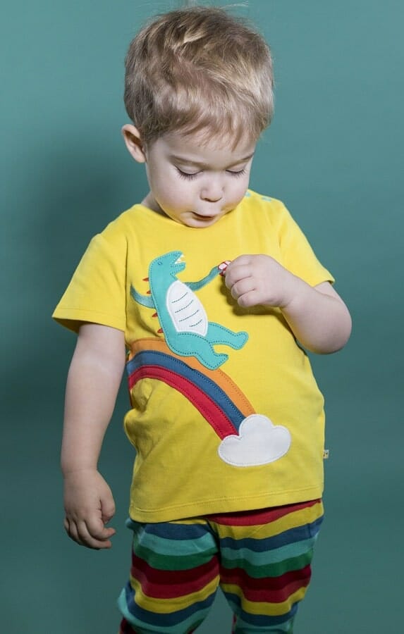 This Scout Applique short-sleeved top featuring a dinosaur sliding down a rainbow is included in the Frugi SS20 Lifestyle Collection. It is sharing the Japanese concept of Ikigai, meaning ‘a reason for being’. I love the bright, fun colours and am really excited to share them with you in this review.