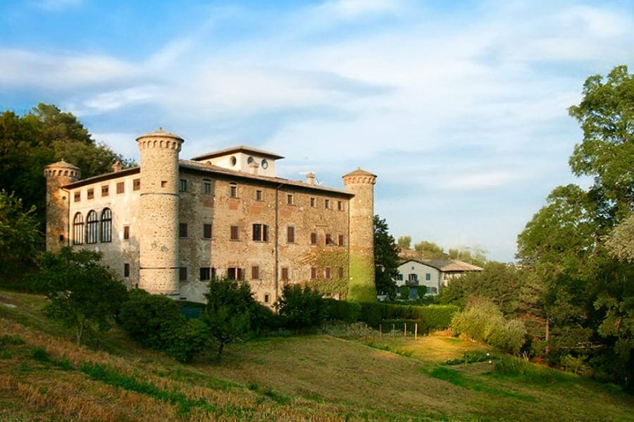5 Luxurious Places to Stay in Italy