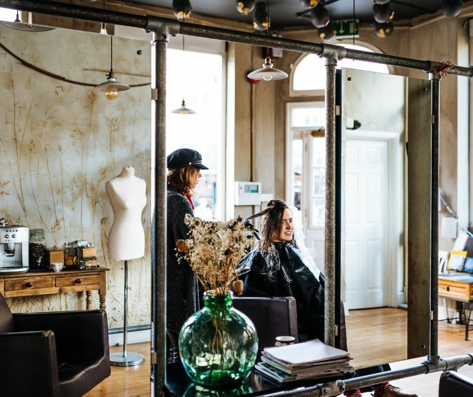 Top Tips to Help You Transition Back to Your Natural Hair Colour